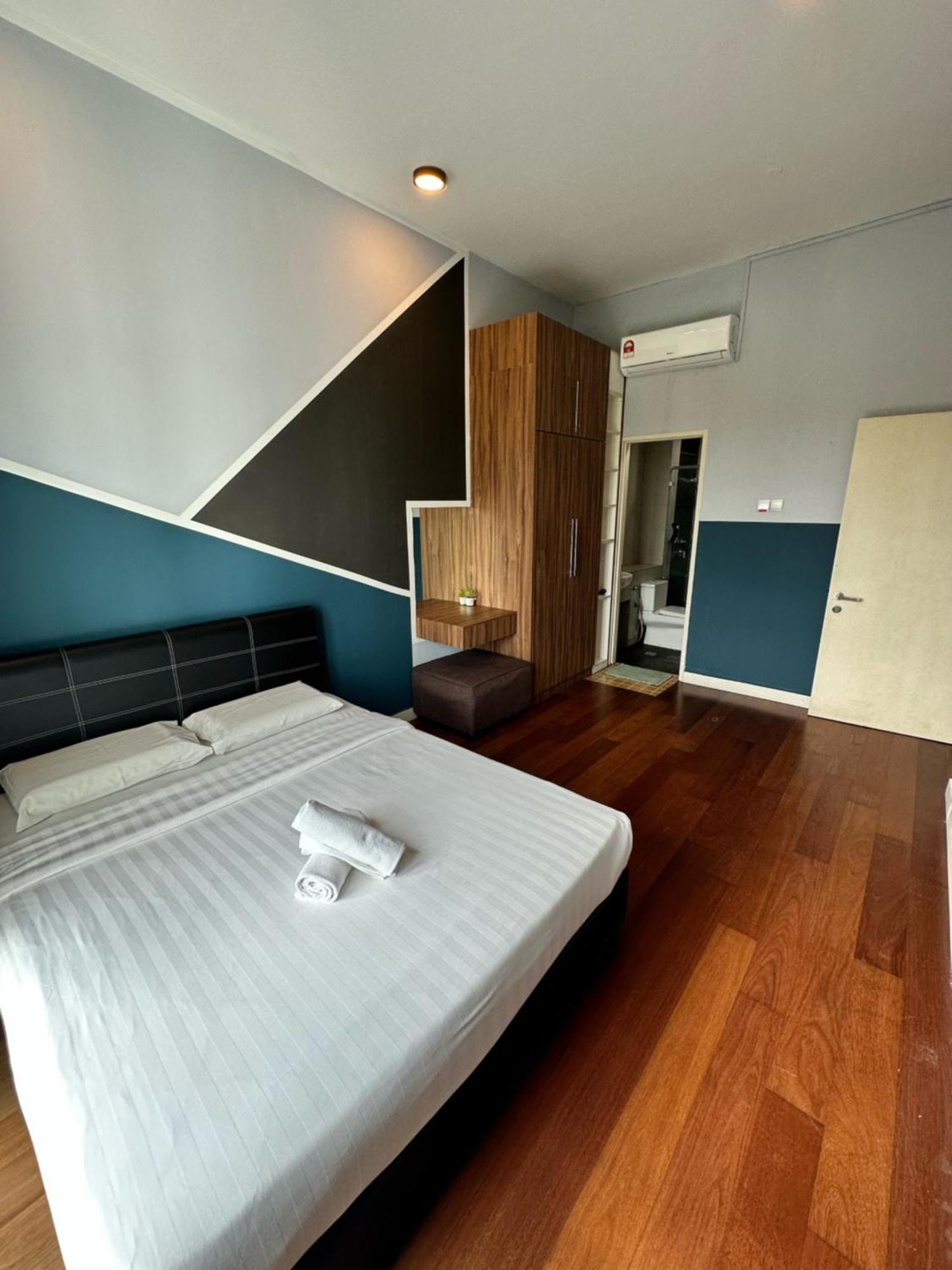 Keen Suites-The Loft Imago Kota Kinabalu Room photo